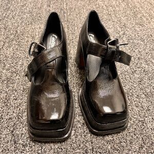 L'INTERVALLE Black Patent Leather Heels